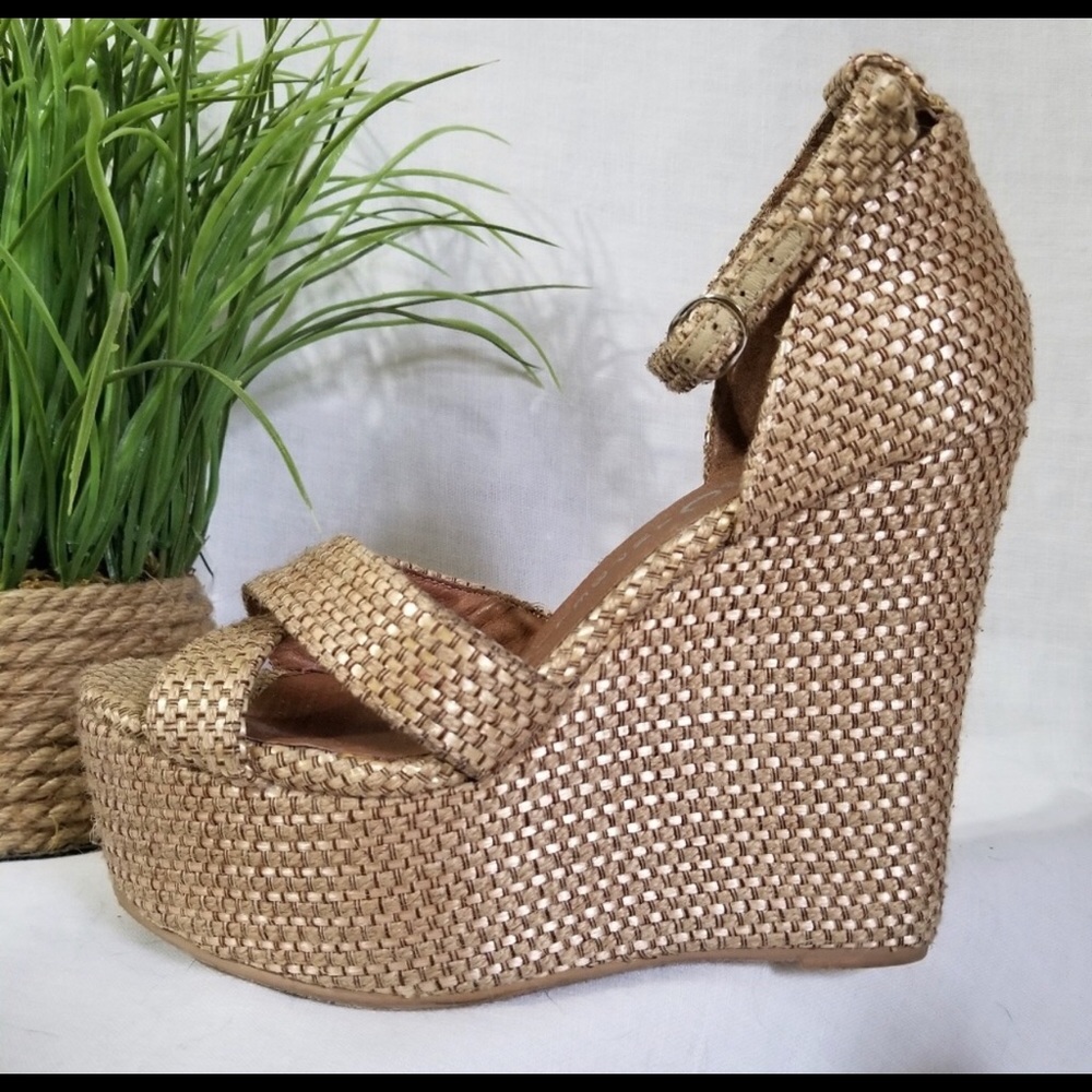 Jeffrey Campbell Handmade Ibiza Wedge tan/gold